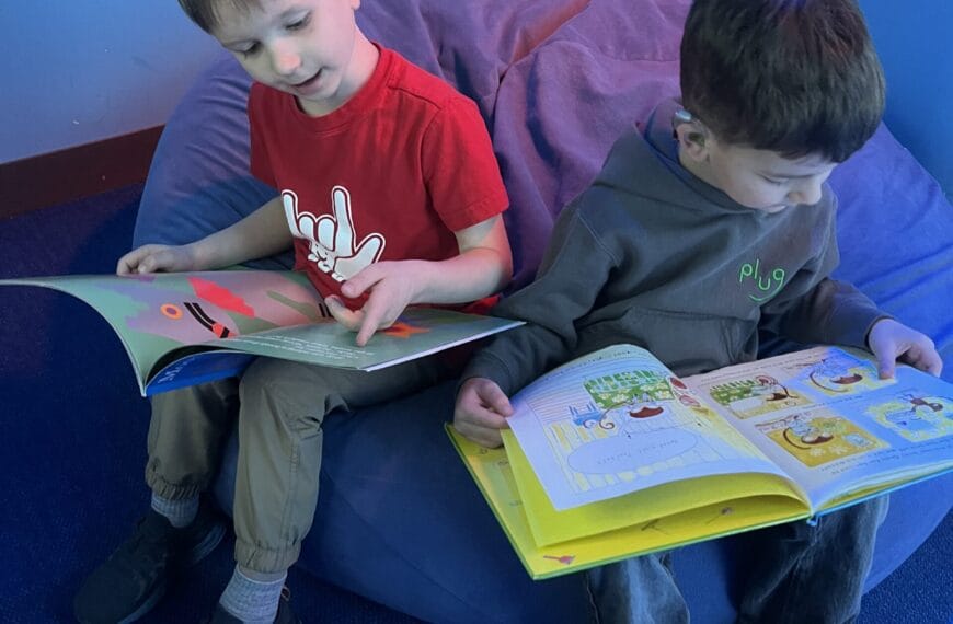 children reading books